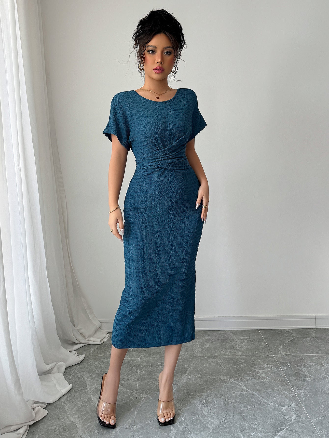 Women's Ribbed Knit Midi Dress with Short Sleeves – Elegant Slim Fit