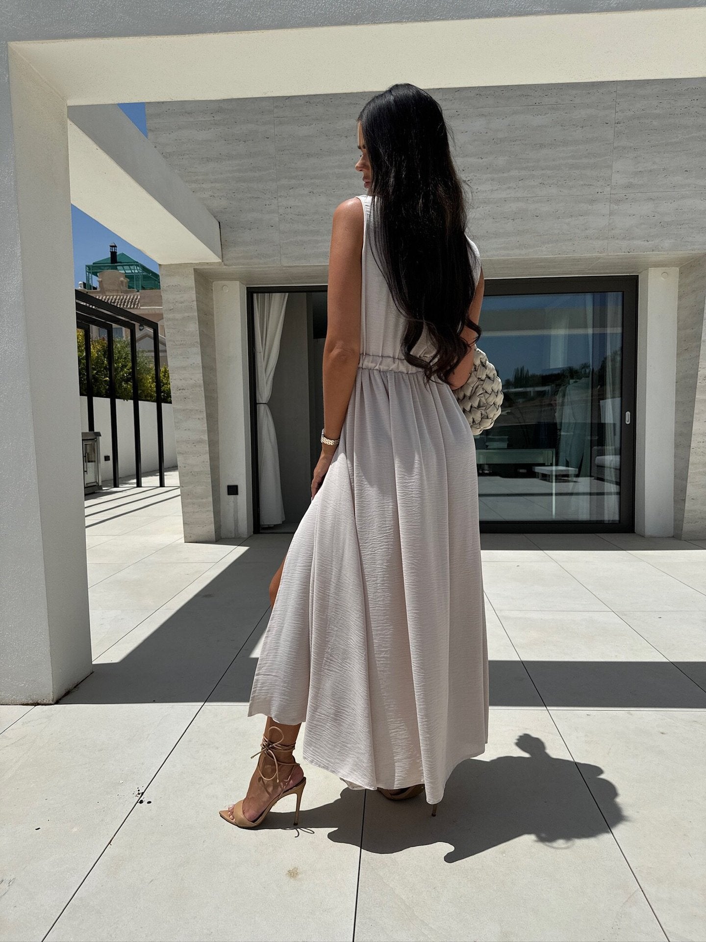 Women's Elegant V-Neck Maxi Dress – Bold Flow Design.